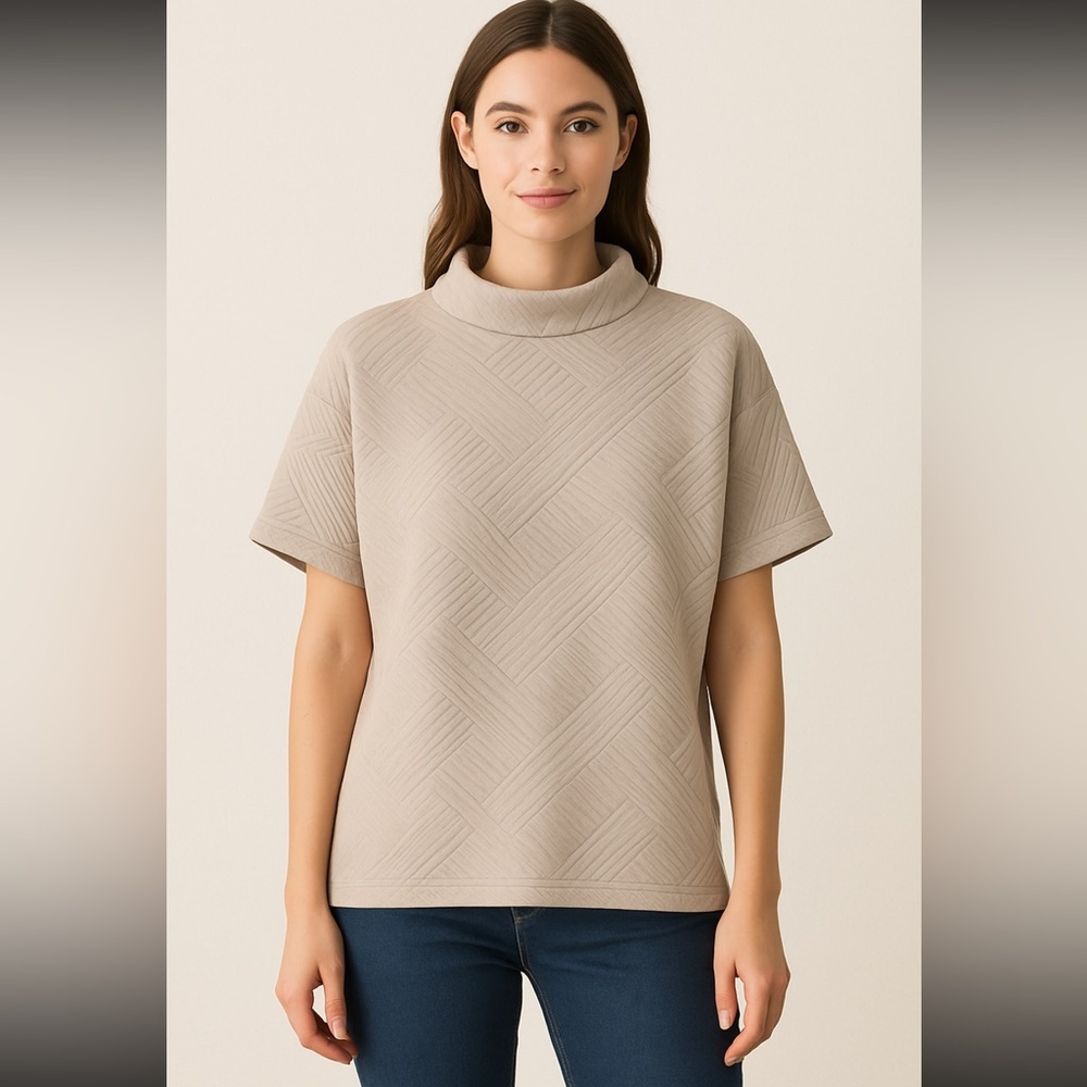 See and Be Seen Textured Boxy Top Small Beige Geometric Mock Neck Short Sleeve